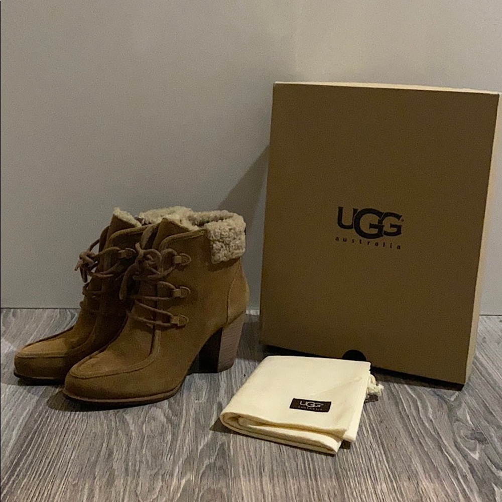 Ugh Analise Shearling Booties size 7